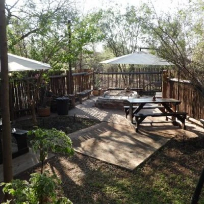 Giraffe pub and grill